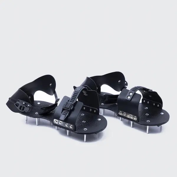 premium leather spike shoes